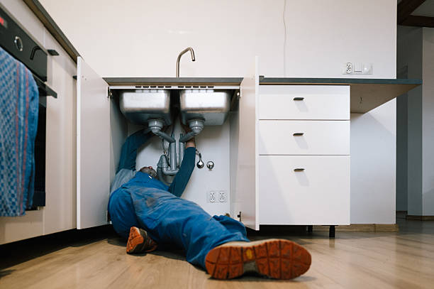 Professional Plumbing technician working in Linden, IA